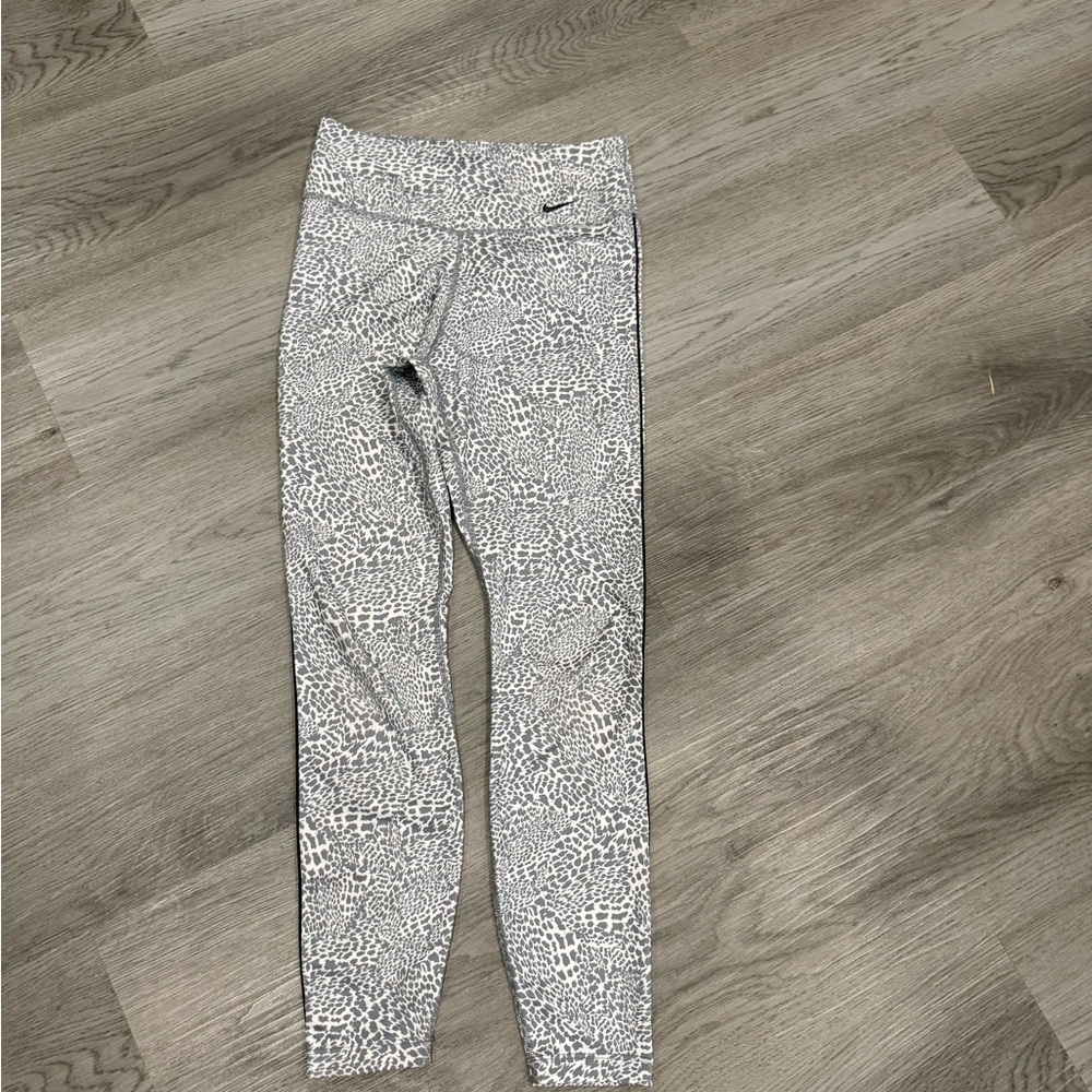 Nike Kids Black and White Patterned Leggings